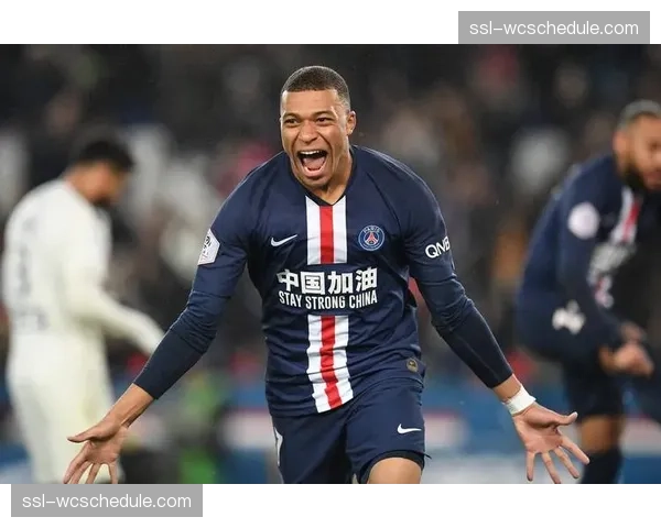 欧冠战报:阿森纳2-1力克巴黎,萨卡制胜球,姆巴佩点射