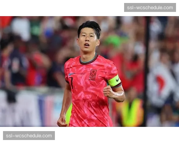韩国2-1逆转乌拉圭，孙兴慜补时阶段任意球绝杀